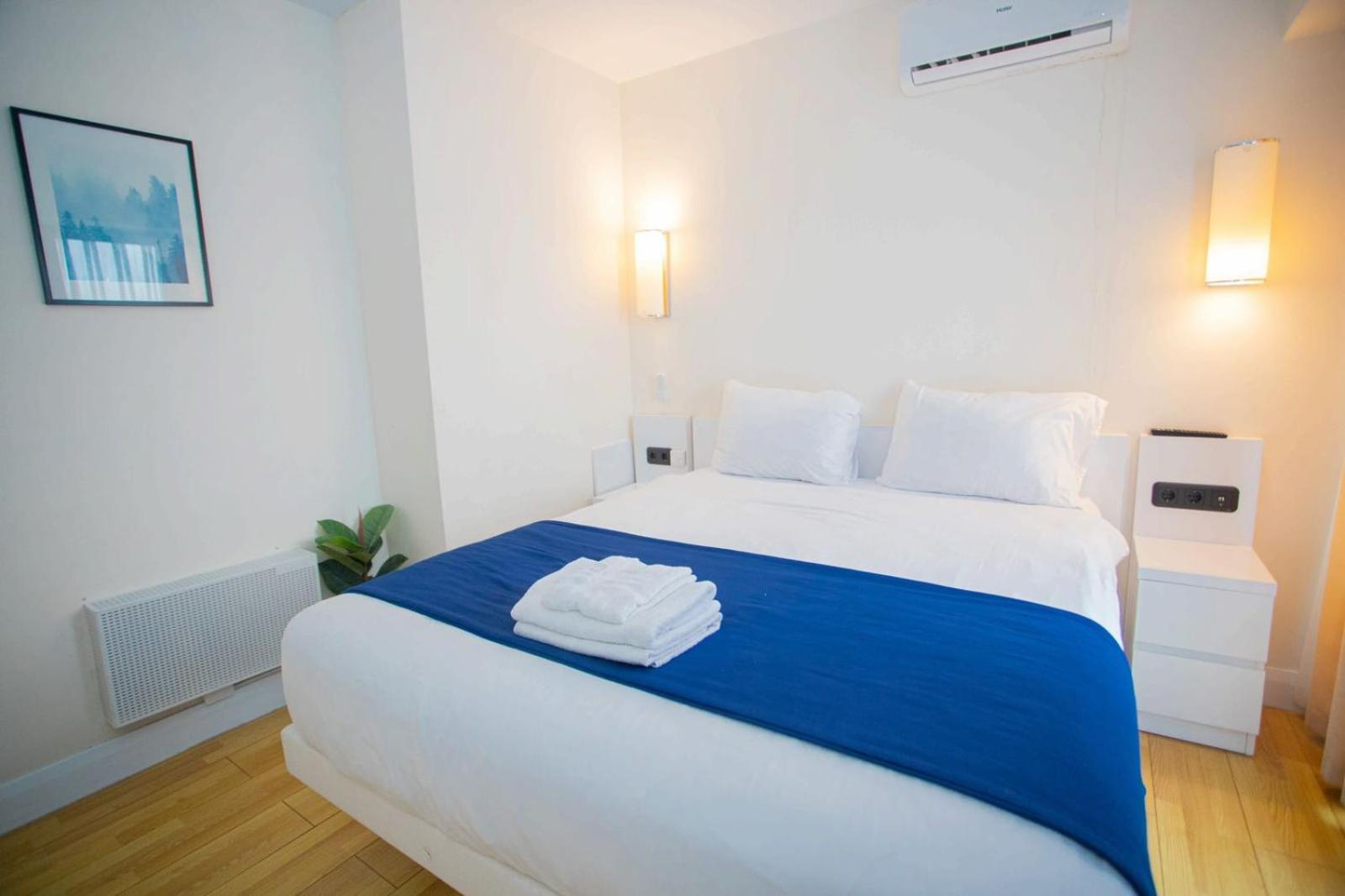 Suites Orbi City Aparthotel Batumi Bagian luar foto